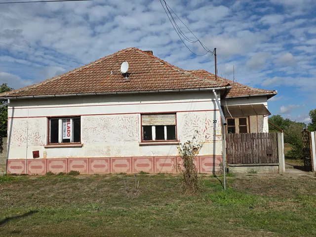 Eladó ház Csanádapáca, Zrínyi utca 27. 90 nm