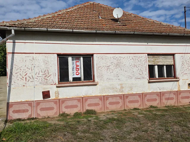 Eladó ház Csanádapáca 90 nm