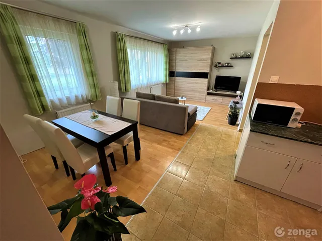 Eladó lakás Székesfehérvár, Palotaváros 52 nm