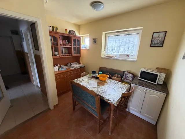 Eladó lakás Veszprém, Bakonyalja 59 nm