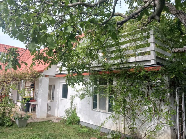 Eladó ház Balatonszárszó 140 nm