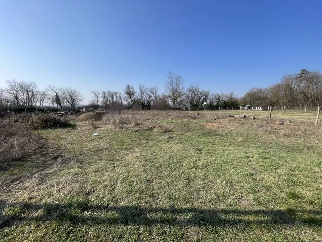 Eladó telek Papkeszi 905 nm