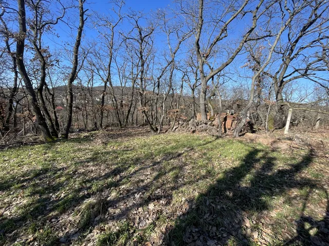 Eladó telek Ábrahámhegy 997 nm