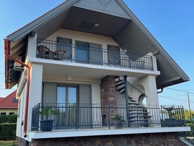 Eladó ház Révfülöp 80 nm