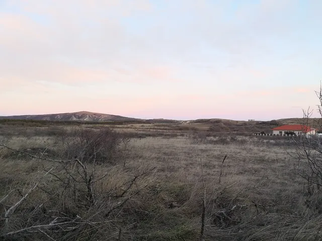 Eladó telek Várpalota 2729 nm