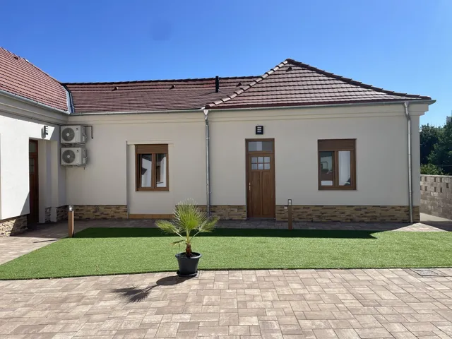 Eladó lakás Veszprém 73 nm