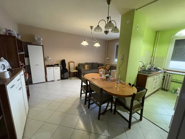 Eladó lakás Veszprém 68 nm