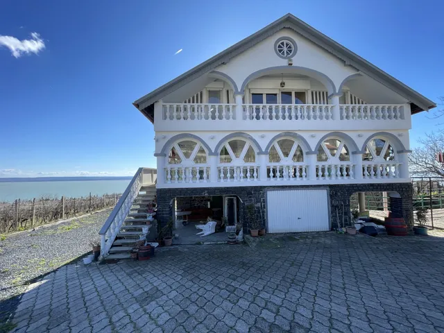 Eladó ház Badacsonytomaj 250 nm