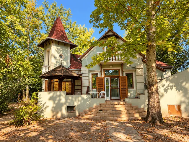 Eladó nyaraló Balatonszemes 360 nm