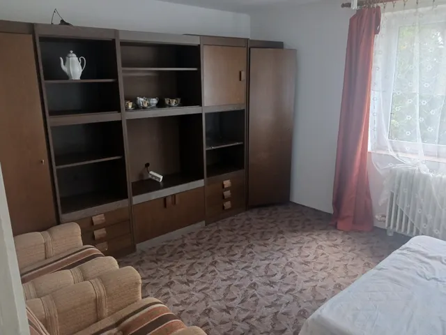 Eladó ház Veszprémfajsz 240 nm