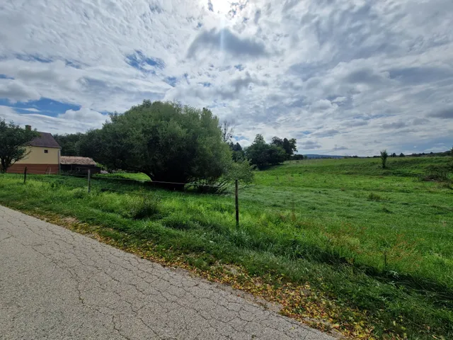 Eladó telek Bakonybél 2652 nm