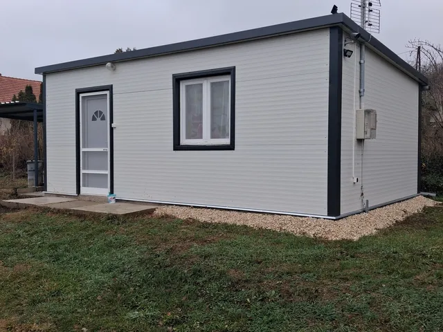 Eladó telek Balatonfűzfő 500 nm