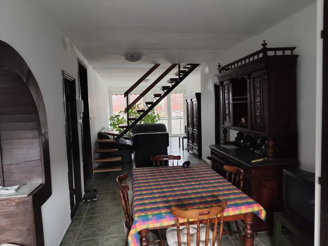 Eladó lakás Balatonfüred 208 nm