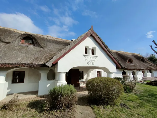 Eladó ház Szentbékkálla 287 nm