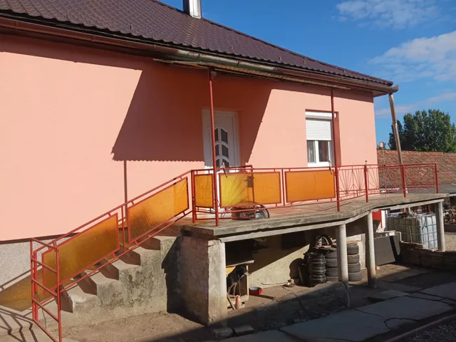 Eladó ház Lajoskomárom 100 nm