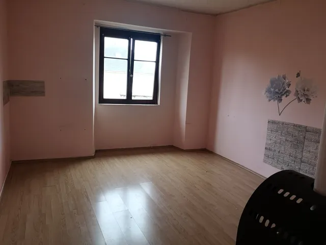 Eladó ház Nagyesztergár 233 nm