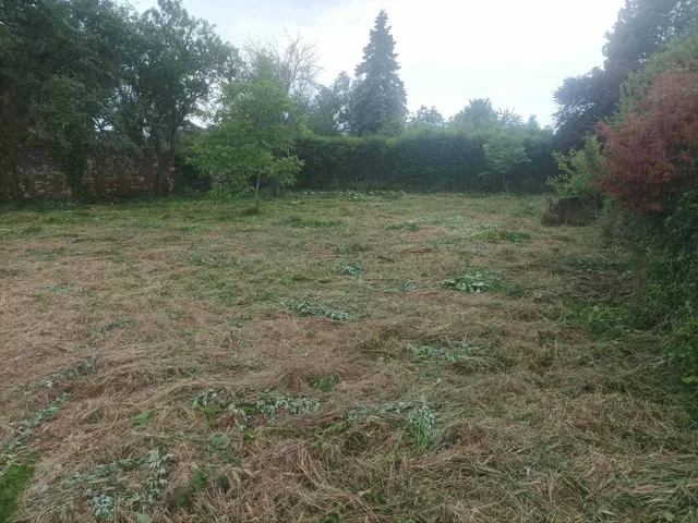 Eladó telek Balatonalmádi 1276 nm