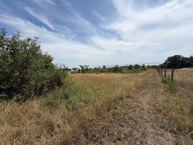 Eladó telek Balatonszepezd 4403 nm