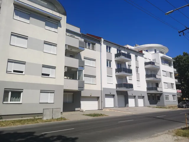 Eladó lakás Tapolca 67 nm