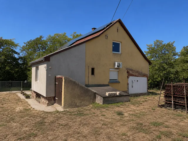 Eladó ház Zánka 77 nm