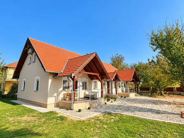 Eladó ház Kehidakustány 157 nm