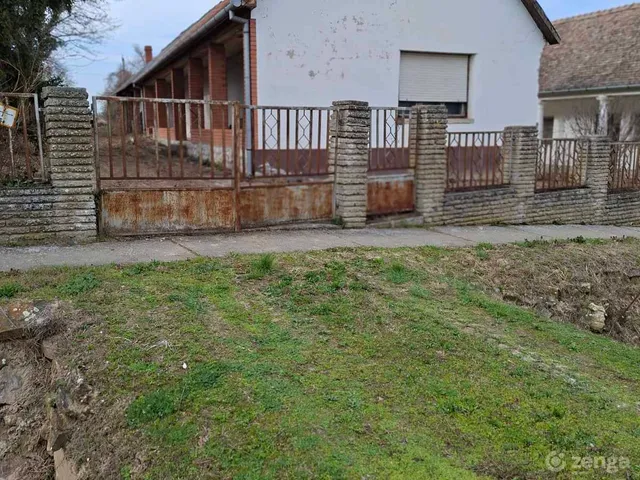 Eladó ház Bár 70 nm