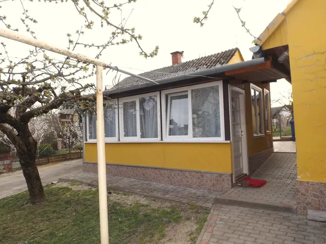 Eladó ház Csurgó 215 nm