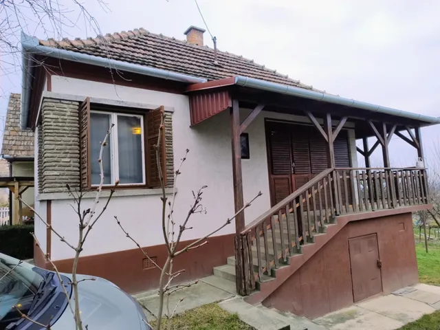 Eladó üdülő és hétvégi ház Zalakaros 32 nm