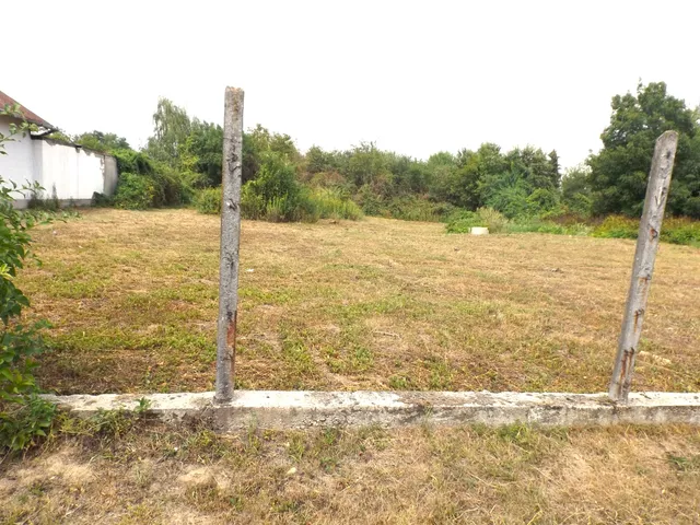 Eladó telek Miháld 4367 nm