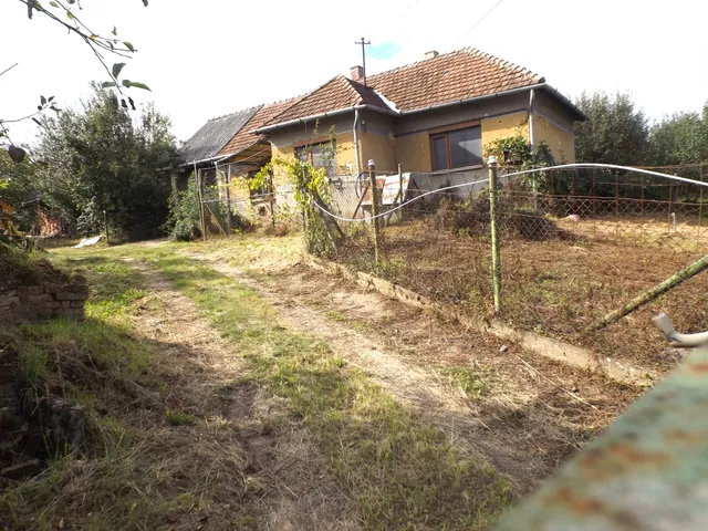 Eladó ház Várfölde 50 nm