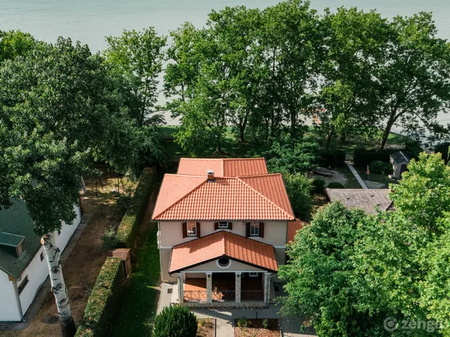 Eladó ház Balatonboglár, Jankovichtelep 178 nm