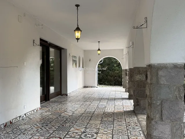 Eladó ház Szentendre 220 nm