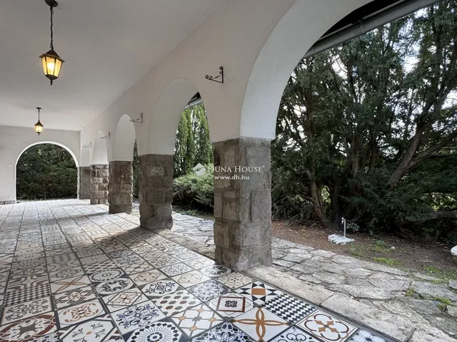 Eladó ház Szentendre 220 nm