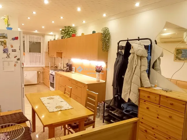 Eladó lakás Budapest III. kerület, Békásmegyer 74 nm