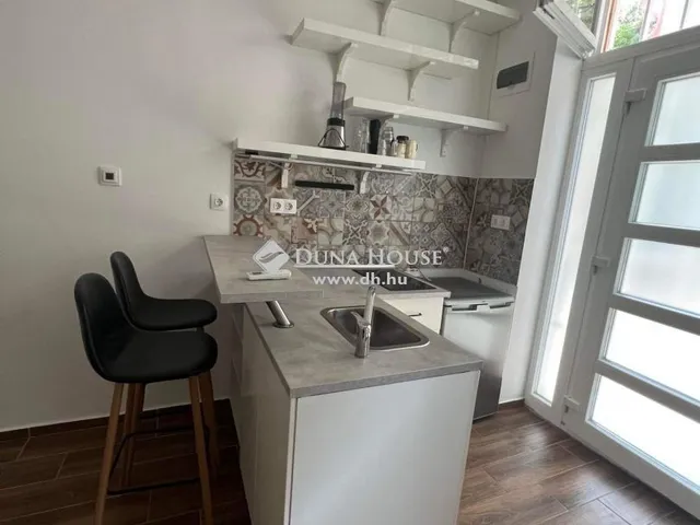 Eladó lakás Budapest III. kerület, Óbuda 17 nm