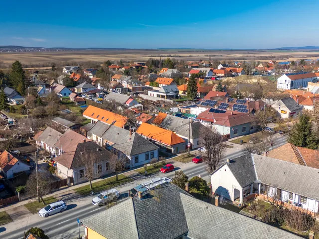 Eladó ház Biatorbágy 305 nm