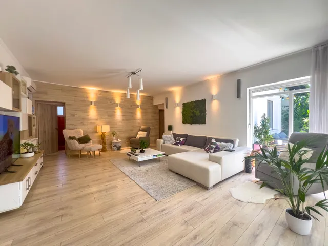 Eladó ház Bugyi 152 nm