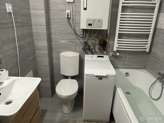 Eladó lakás Kecskemét, Hunyadiváros 38 nm