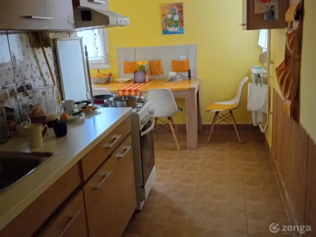 Eladó lakás Jászberény, Hűtőgépgyári lakótelep 65 nm