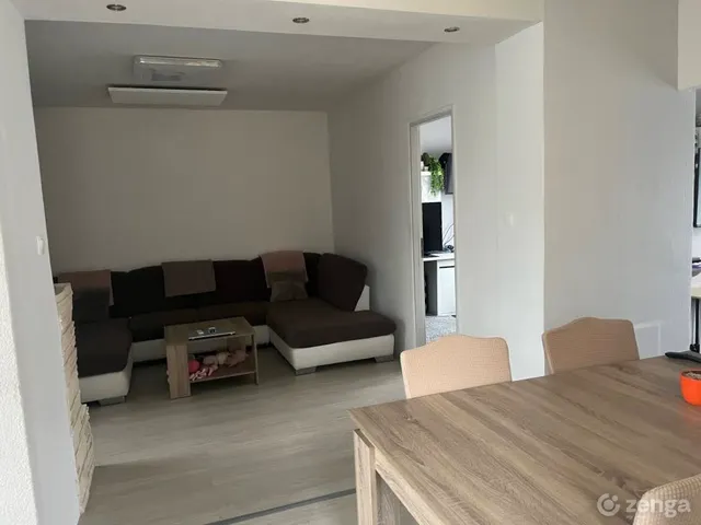 Eladó lakás Zirc 60 nm