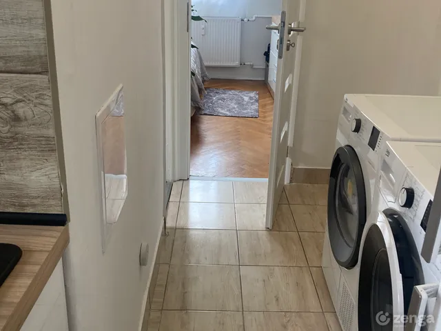 Eladó lakás Kazincbarcika, Belváros 52 nm