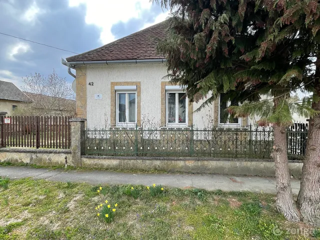 Eladó ház Egyházashollós 76 nm