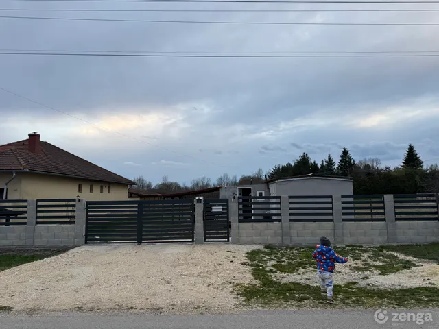 Eladó üdülő és hétvégi ház Bögöt 41 nm