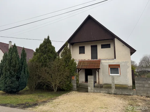 Eladó ház Seregélyes, Jókai 150 nm
