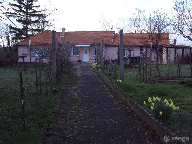 Eladó ház Gyöngyöstarján 130 nm