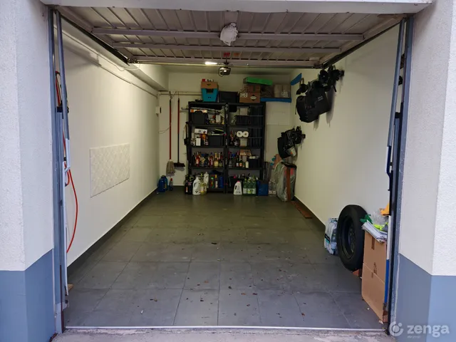 Eladó garázs Debrecen, Epreskert 15 nm