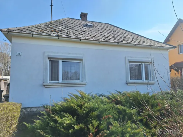 Eladó ház Bakonyszentlászló 75 nm