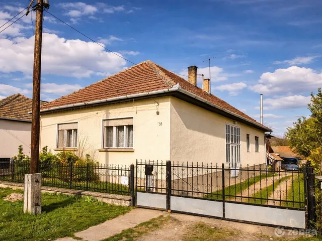 Eladó ház Hercegkút 160 nm