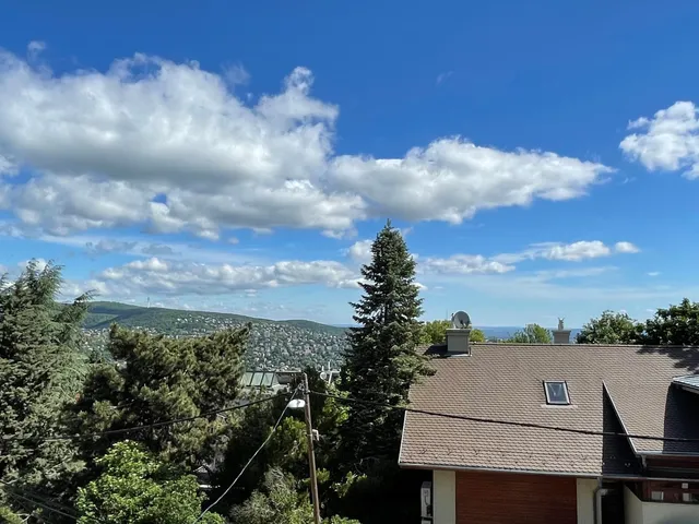 Eladó ház Budapest XII. kerület, Kútvölgy 225 nm