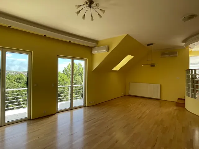 Eladó lakás Budapest XII. kerület, Istenhegy 146 nm